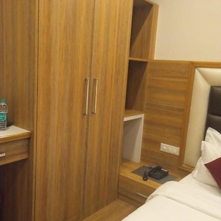 Hotel President Bharwain Dış mekan fotoğraf