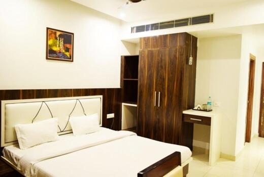 Hotel President Bharwain Dış mekan fotoğraf
